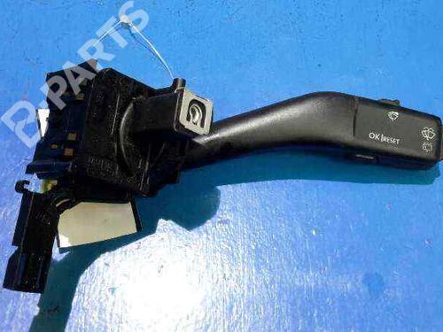 Used Steering column stalk SEAT LEON (1P1) [2005-2013]  4737543