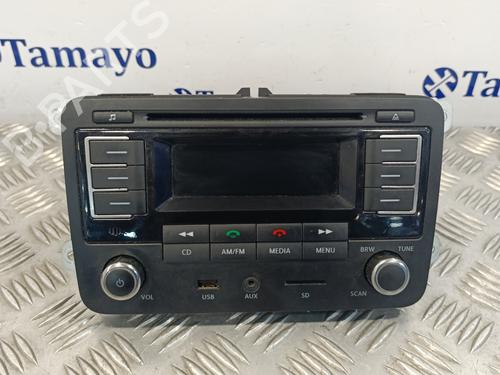Used Radio VW POLO V (6R1, 6C1) 1.6 TDI (90 hp) 18255476