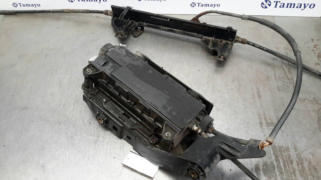 Frein  main lectrique RENAULT SCNIC II (JM0/1_) 1.9 dCi (JM0G, JM12 ...