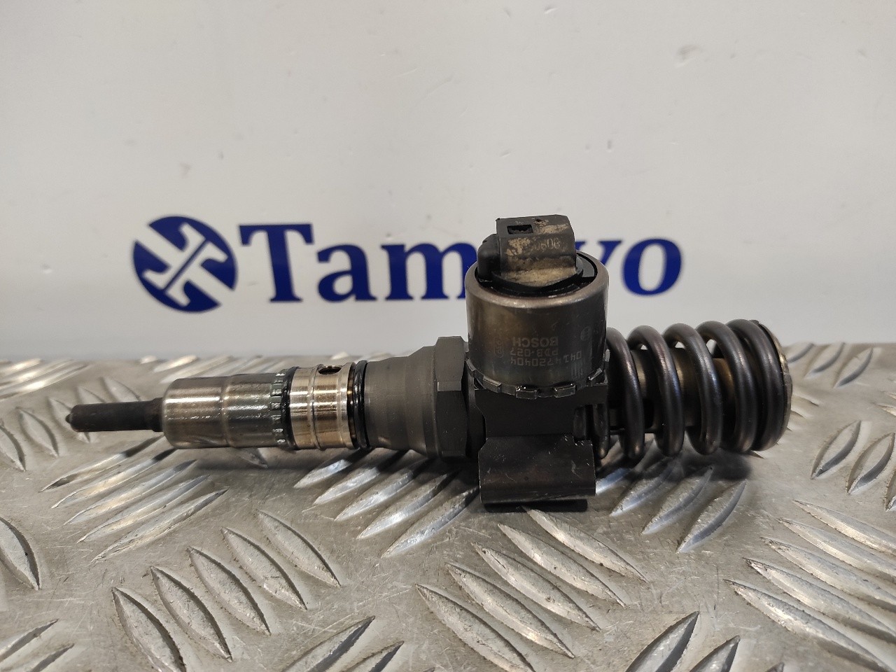 Injector AUDI A4 B7 (8EC) 2.0 TDI 16V 11813215 BParts