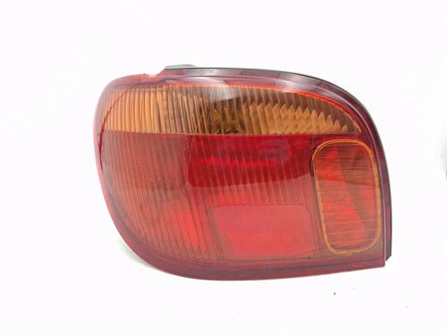 Used Left taillight TOYOTA YARIS (_P1_) 1.4 D-4D (NLP10_, NLP10R) (75 hp) 30346455