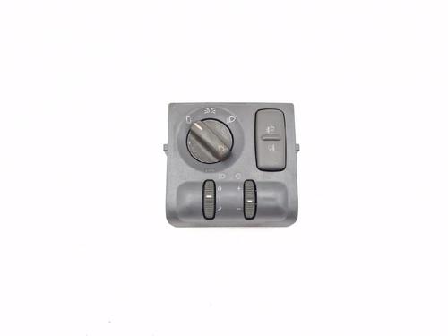 Commutateur VOLVO V40 Estate (645) 1.8 (115 hp) 30351367