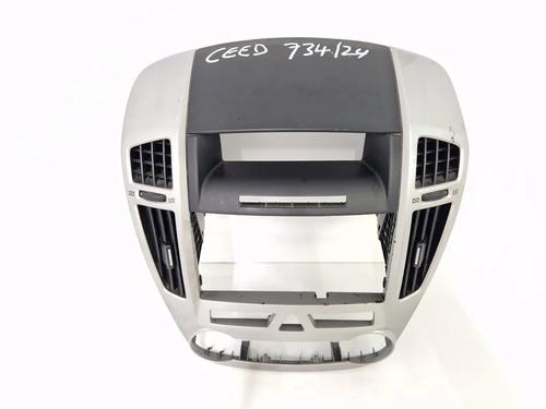 Middle console KIA PRO CEE'D (ED) 2.0 CRDi 140 | BP30343232I22 - Image 2