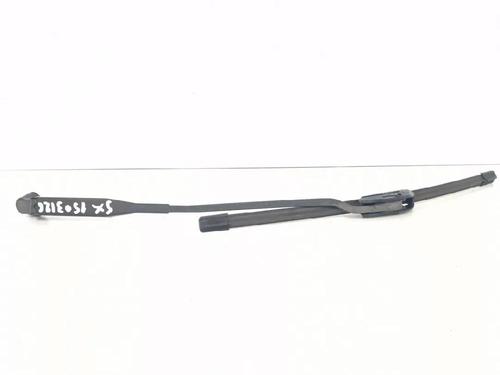 Used Front windshield wiper arm Front windshield wiper arm 37437837 37437837