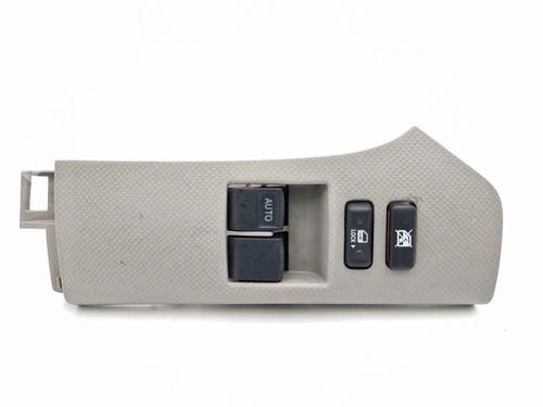 Used Switch TOYOTA YARIS (_P9_) 1.3 VVT-i (SCP90_, SCP90R) (87 hp) 30343670