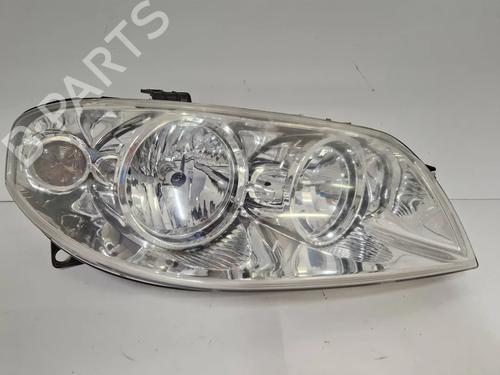 right-headlight-fiat-punto-188_-1999-2000-2001-2002-2003-2004-2005-2006-2007-2008-2009-2010-2011-2012-30342531 main image