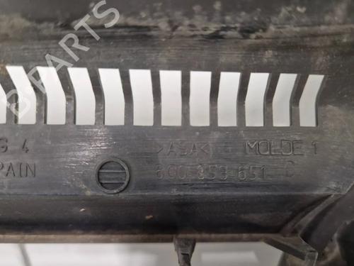 Grille VW POLO IV (9N_, 9A_) 1.4 TDI | BP30349718C40