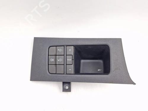 Headlight switch LANCIA MUSA (350_) 1.3 D Multijet (350.AXM11, 350.AXM1A, 350.AXI1A) | BP30344816I24 - Image 1
