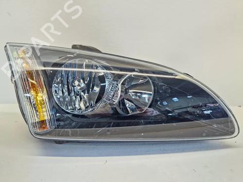 Used Right headlight FORD FOCUS II (DA_, HCP, DP) 1.4 (80 hp) 30341240