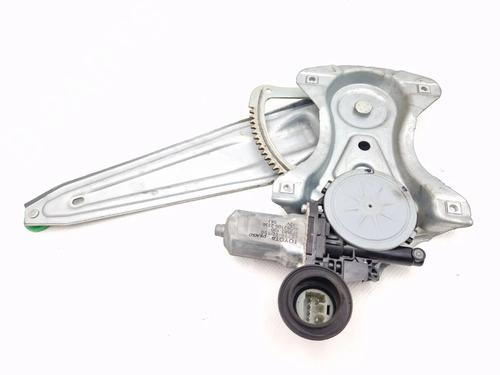 Used Rear left window mechanism TOYOTA AURIS (_E15_) 1.4 D-4D (NDE150_, NDE150R) (90 hp) 30346871