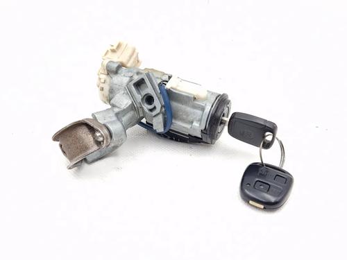 Used Ignition barrel TOYOTA YARIS VERSO (_P2_) 1.4 D-4D (NLP20_, NLP22_) (75 hp) 30350088