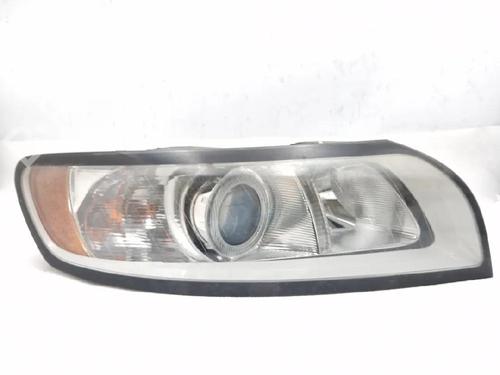 Used Right headlight VOLVO V50 (545) 1.6 D (110 hp) 31063486