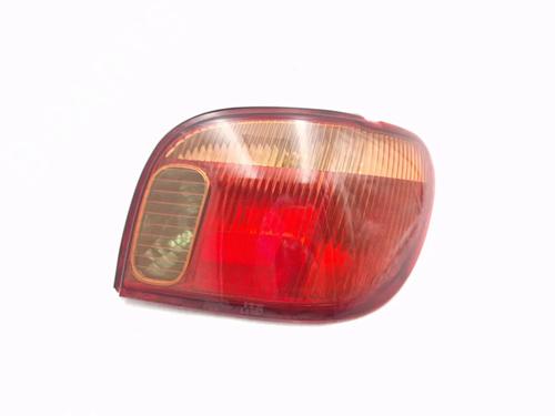 Used Right taillight TOYOTA YARIS (_P1_) 1.4 D-4D (NLP10_, NLP10R) (75 hp) 30345033