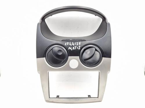 Midtkonsoll CHEVROLET MATIZ (M200, M250) 1.0 (67 hp) 30347333