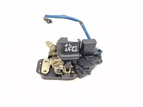 Højre bagtil lås Højre bagtil lås KIA SORENTO I (JC) 2.5 CRDi 4WD (140 hp) 36404780 36404780