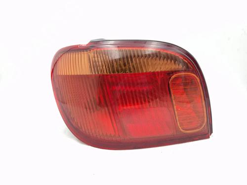 Used Left taillight TOYOTA YARIS (_P1_) 1.4 D-4D (NLP10_, NLP10R) (75 hp) 30346773