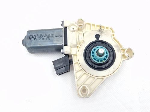 Used Right rear window motor MERCEDES-BENZ B-CLASS Sports Tourer (W245) B 200 CDI (245.208) (140 hp) 30348326