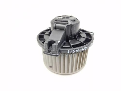 Used Heater blower motor TOYOTA AVENSIS Estate (_T25_) 2.2 D-4D (ADT251_, ADT251R) (150 hp) 30350685