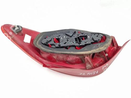 Left taillight PEUGEOT 307 (3A/C) 2.0 HDi 90 | BP30346354C34