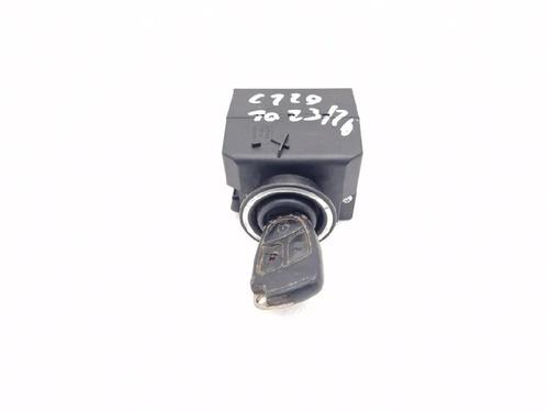 switch-mercedes-benz-c-class-w203-2000-2001-2002-2003-2004-2005-2006-2007-33747628 main image