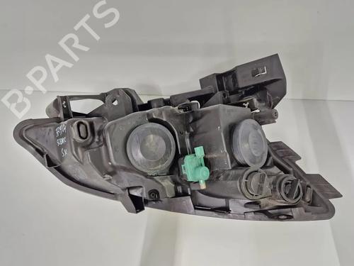 Left headlight RENAULT SCÉNIC II (JM0/1_) 1.5 dCi (JM0F) | BP30348648C28 