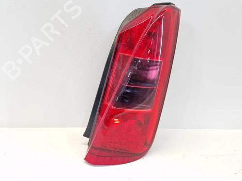 Used Right taillight LANCIA MUSA (350_) 1.3 D Multijet (350.AXM11, 350.AXM1A, 350.AXI1A) (95 hp) 30341219