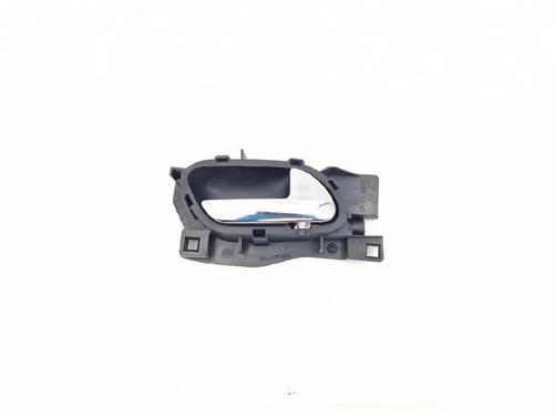 Used Rear right interior door handle Rear right interior door handle PEUGEOT 407 (6D_) 2.0 HDi 135 (6DRHRH, 6DRHRE, 6DRHRG, 6DRHRJ) (136 hp) 32845364 32845364