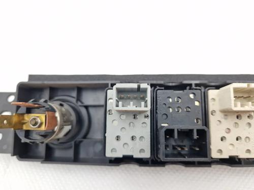 Switch JEEP CHEROKEE (XJ) 2.5 TD 4x4 | BP30350619I30