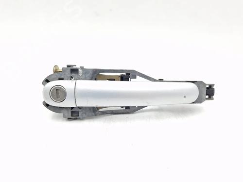 front-right-exterior-door-handle-vw-polo-iv-9n_-9a_-2001-2002-2003-2004-2005-2006-2007-2008-2009-2010-2011-2012-2013-2014-30345545 main image