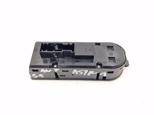 Switch OPEL ASTRA H CLASSIC Estate (A04) 1.6 (L35) | BP30348245I30 - Image 4