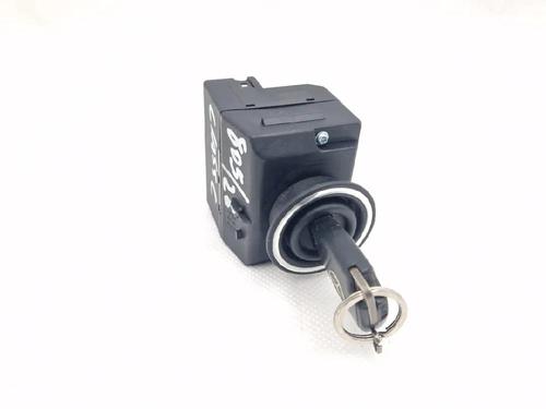 ignition-barrel-mercedes-benz-c-class-t-model-s203-2001-2002-2003-2004-2005-2006-2007-33870871 main image