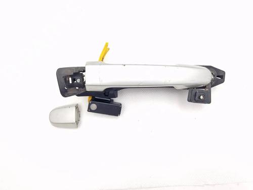 rear-left-exterior-door-handle-toyota-avensis-estate-_t25_-2003-2004-2005-2006-2007-2008-30349052 main image