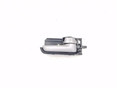 Used Front right interior door handle Front right interior door handle SUZUKI SWIFT III (MZ, EZ) 1.3 DDiS (RS413D) (75 hp) 30350825 30350825