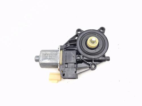 Used Right front window motor Right front window motor FORD FIESTA VI (CB1, CCN) 1.4 (97 hp) 30347538 30347538