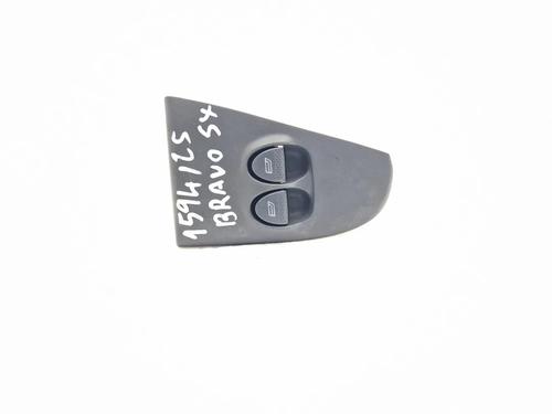 Used Right front window switch Right front window switch FIAT BRAVA (182_) 1.2 16V 80 (82 hp) 30348461 30348461