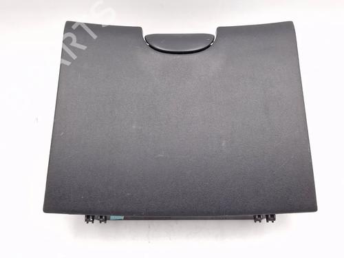 Guantera TOYOTA YARIS (_P1_) 1.4 D-4D (NLP10_, NLP10R) (75 hp) 30344623