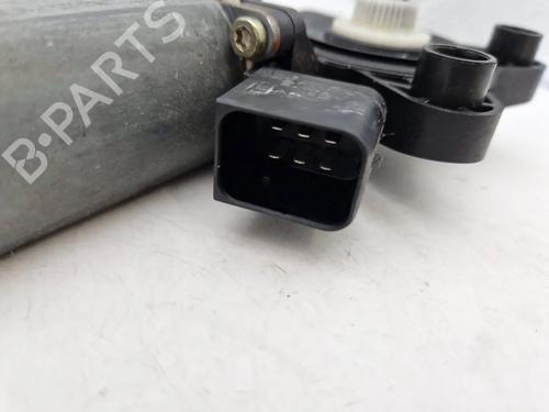 Right front window motor MERCEDES-BENZ C-CLASS (W203) C 320 CDI (203.020) | BP30341451E20 