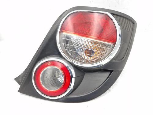 Used Right taillight Right taillight CHEVROLET AVEO Hatchback (T300) 1.4 (101 hp) 31182649 31182649