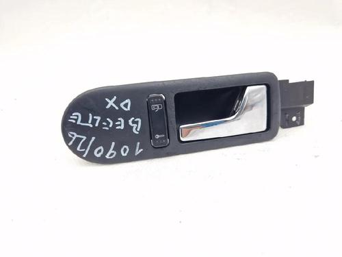 Used Front right interior door handle Front right interior door handle 37169459 37169459