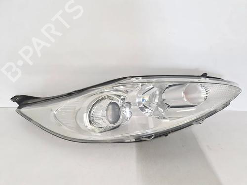 Used Right headlight Right headlight FORD FIESTA VI (CB1, CCN) 1.4 (97 hp) 30347820 30347820