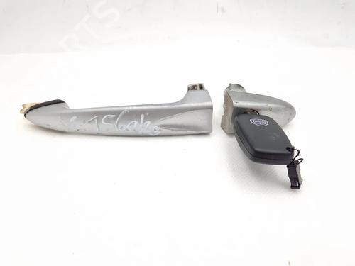 front-left-exterior-door-handle-lancia-ypsilon-843_-2003-2004-2005-2006-2007-2008-2009-2010-2011-30348115 main image
