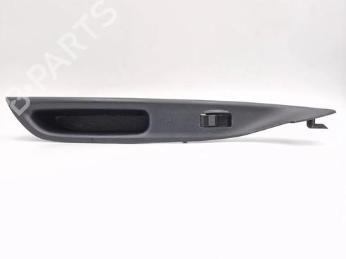 Used Left front window switch MAZDA 6 Saloon (GG) 2.0 DI (GG14) (136 hp) 30343689
