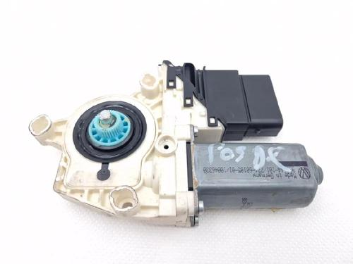 Used Right rear window motor Right rear window motor 39492376 39492376