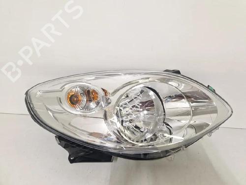 Used Right headlight Right headlight RENAULT TWINGO II (CN0_) 1.5 dCi (CN0E) (64 hp) 35750818 35750818