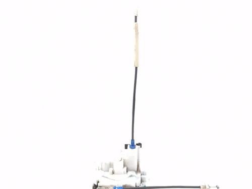 Cerradura puerta delantera izquierda Cerradura puerta delantera izquierda OPEL COMBO Box Body/MPV (X12) 1.6 CDTI (B05) (105 hp) 35894581 35894581