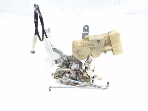 Used Front right lock Front right lock TOYOTA YARIS VERSO (_P2_) 1.3 (NCP20_, NCP22_, NCP20R, NCP22R) (86 hp) 34052755 34052755