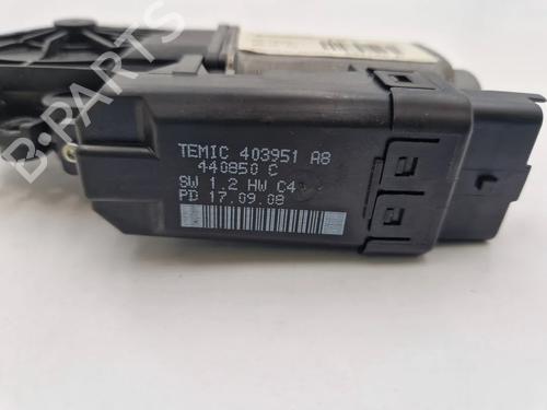 Left front window motor KIA PRO CEE'D (ED) 2.0 CRDi 140 | BP30343051E21 