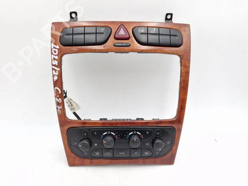 Used Climate control MERCEDES-BENZ C-CLASS (W203) C 320 CDI (203.020) (224 hp) 30341498