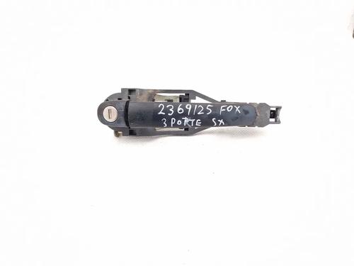 front-left-exterior-door-handle-vw-fox-hatchback-5z1-5z3-5z4-2003-2004-2005-2006-2007-2008-2009-2010-2011-2012-2013-2014-2015-30350097 main image