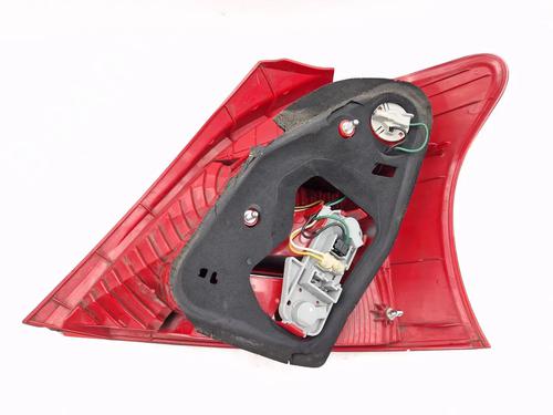 Left taillight TOYOTA YARIS (_P9_) 1.3 VVT-i (SCP90_, SCP90R) | BP30345180C34